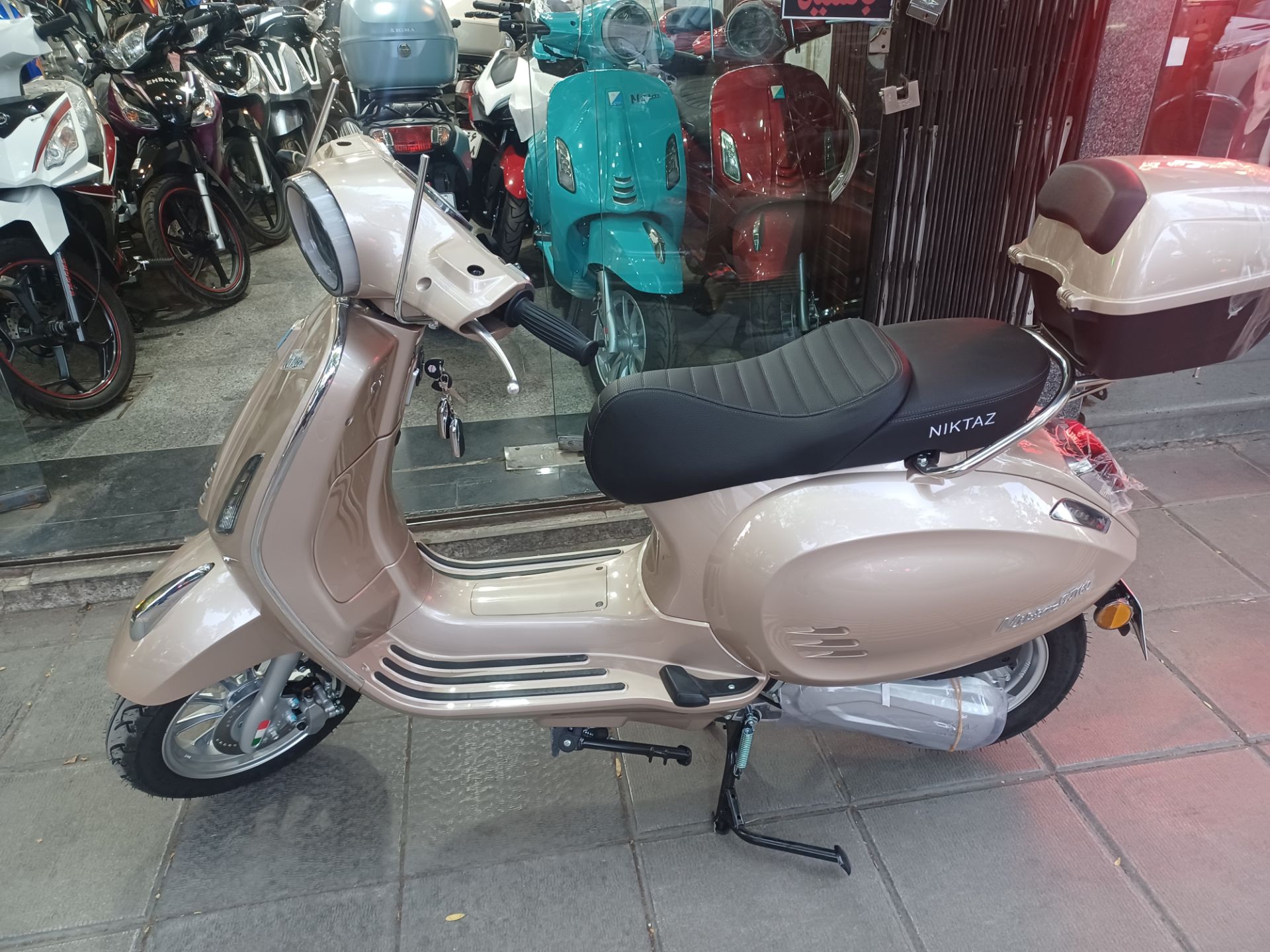 موتور سیکلت نیکتاز GT 160CC طرح وسپا اسکوتری 1405